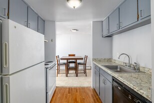 Arch Manor in Ann Arbor, MI - Building Photo