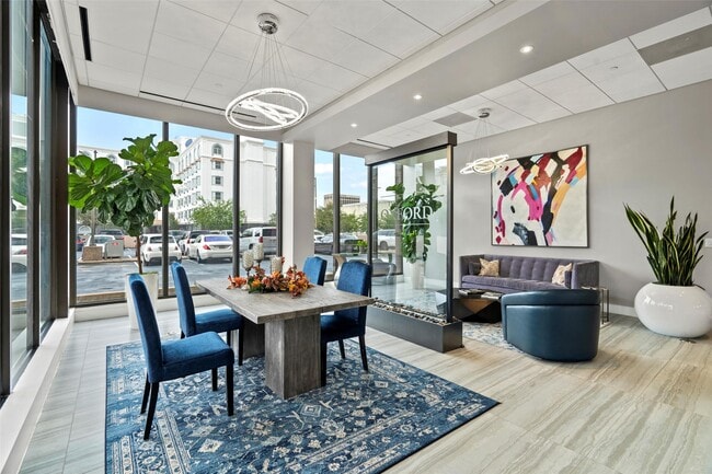 property at 5150 Hidalgo St