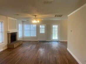 12819 Chimes Dr in Houston, TX - Building Photo - Building Photo