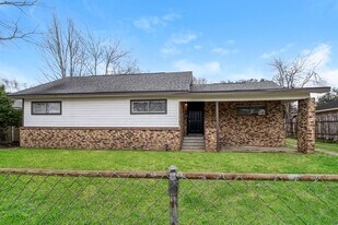 12715 Zavalla St in Houston, TX - Building Photo