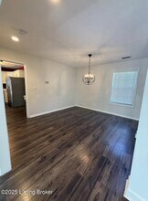 12402 Bristol Bay Pl in Louisville, KY - Foto de edificio - Building Photo