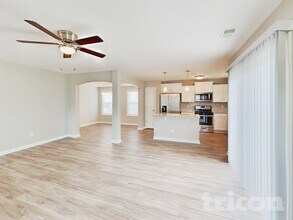 285 Turnfield Dr. in West Columbia, SC - Building Photo - Building Photo