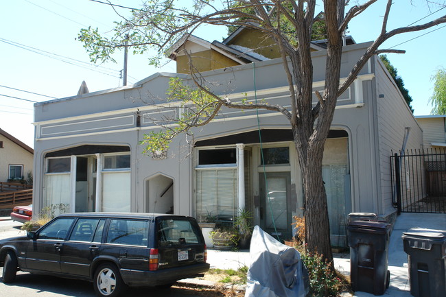 425-429 Clifton St in Oakland, CA - Building Photo - Building Photo