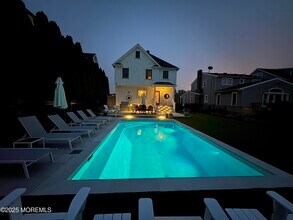 502 Tuttle Ave in Spring Lake, NJ - Building Photo - Building Photo