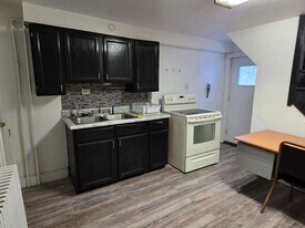 220 W Horner St in Ebensburg, PA - Building Photo