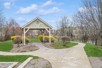 3364 Kentshire Cir in Aurora, IL - Building Photo - Building Photo