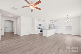 4225 Stoneygreen Ln in Charlotte, NC - Building Photo - Building Photo