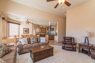 37023 N 12th St, Unit SI ID1255441P in Phoenix, AZ - Foto de edificio - Building Photo