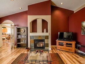 63142 Riverstone Dr in Bend, OR - Building Photo - Building Photo