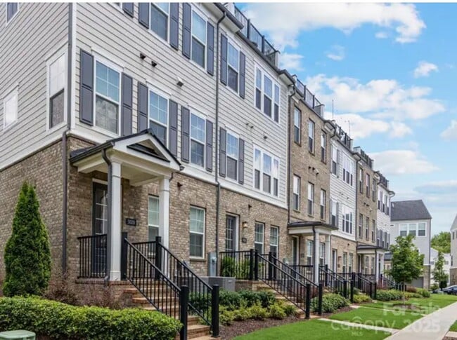 property at 5018 Harrowsmith Ln