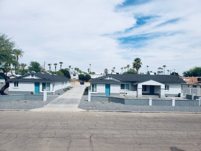 340 W Highland Ave in Phoenix, AZ - Building Photo