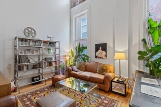 1555 California St, Unit 414 in Denver, CO - Foto de edificio - Building Photo