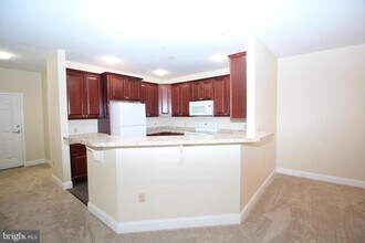 1665 Kenton Rd in Dover, DE - Building Photo - Building Photo