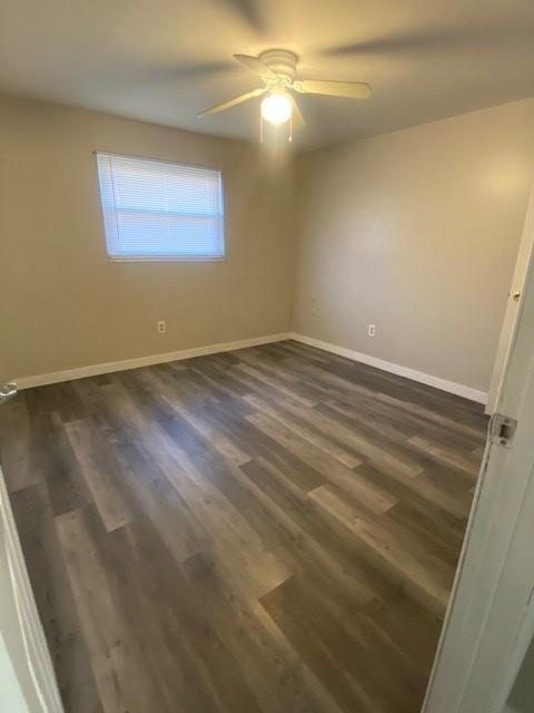 327 Marquis Ave in Wood River, IL - Building Photo - Building Photo