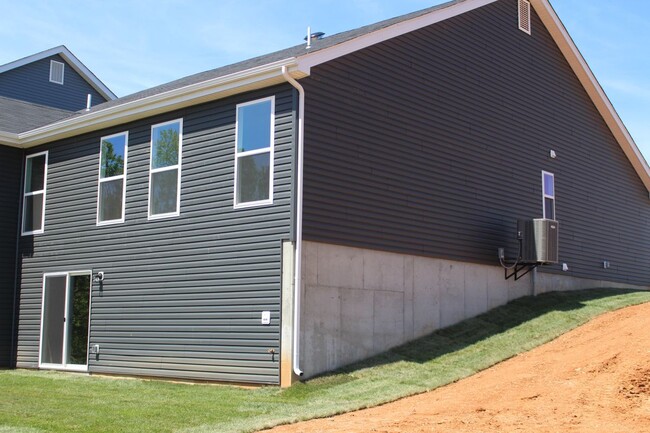 507 Westhaven Mnr Dr in Wentzville, MO - Building Photo - Building Photo