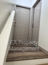 725 Edith Blvd SE in Albuquerque, NM - Foto de edificio - Building Photo