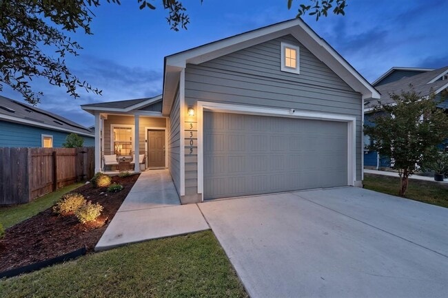 property at 3305 Breckenridge Dr