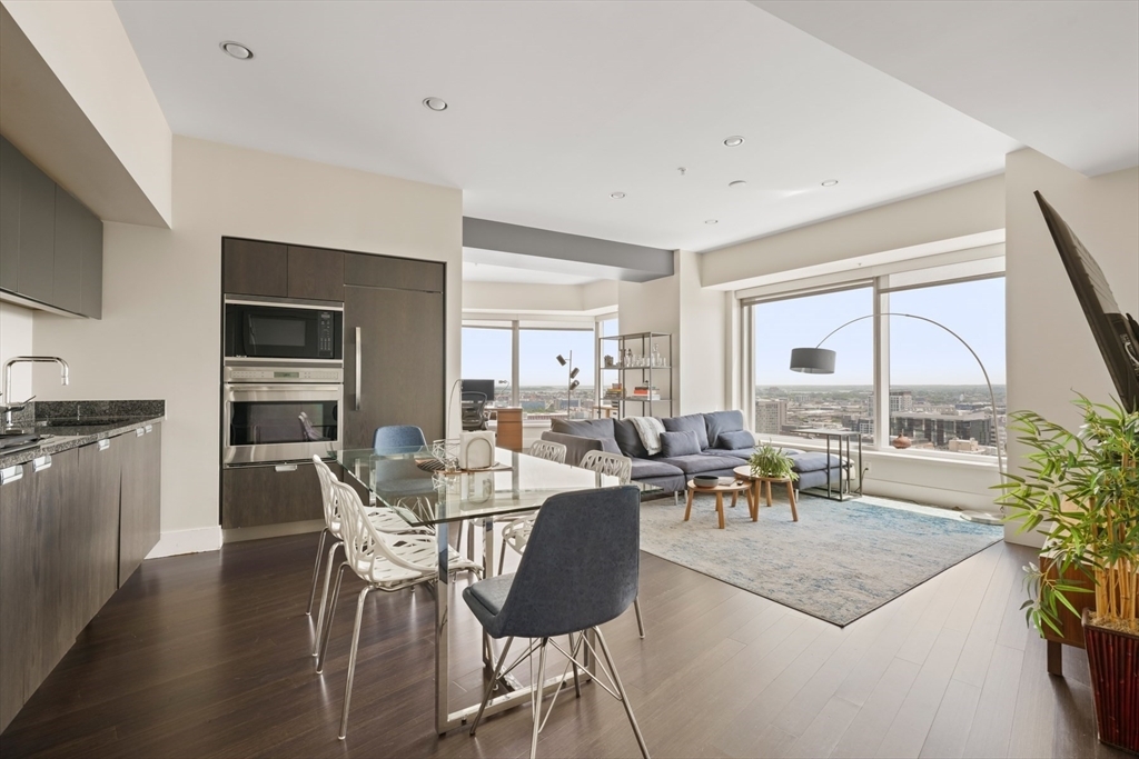 110 Stuart St, Unit 24H in Boston, MA - Building Photo