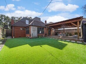 2240 Wroxton Rd in Houston, TX - Building Photo - Building Photo