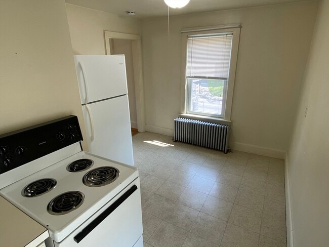 114 King St in Northampton, MA - Building Photo - Building Photo