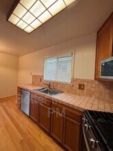 1912 Cooper Dr in Santa Rosa, CA - Building Photo - Building Photo