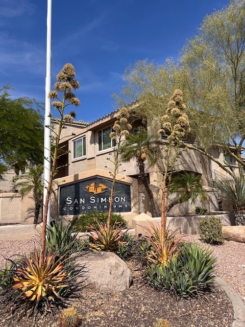 property at 16013 S Desert Foothills Pky