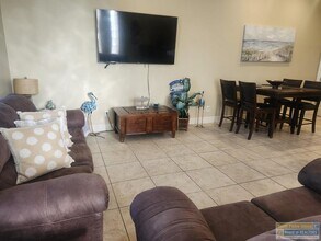 103 E Aries Dr in South Padre Island, TX - Building Photo - Building Photo