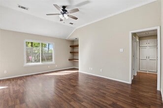 108 George St in Cleburne, TX - Building Photo - Building Photo