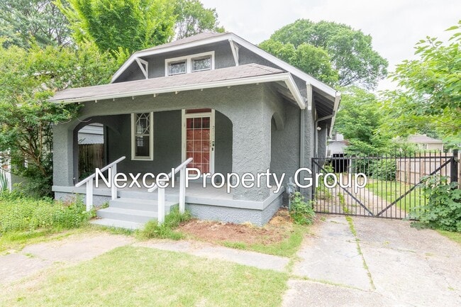 2004 Walker Ave in Memphis, TN - Building Photo - Building Photo