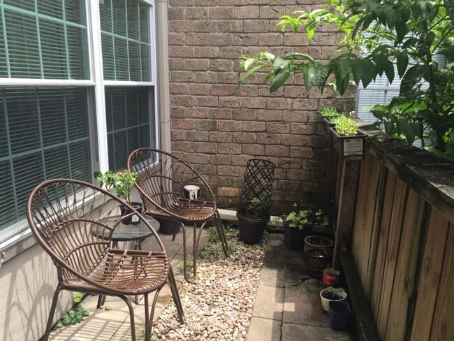 property at 5550 N Braeswood Blvd