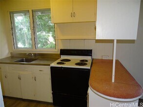 1684 Kamamalu Ave in Honolulu, HI - Building Photo - Building Photo