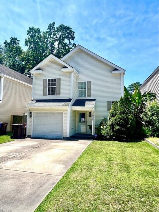 1935 Weber Ave in Chesapeake, VA - Building Photo