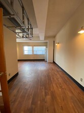 131 E Broad St in Athens, GA - Foto de edificio - Building Photo