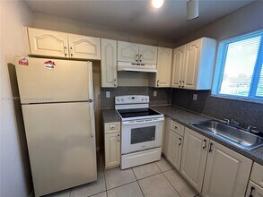 1261 SE 31st Ct in Homestead, FL - Building Photo - Building Photo