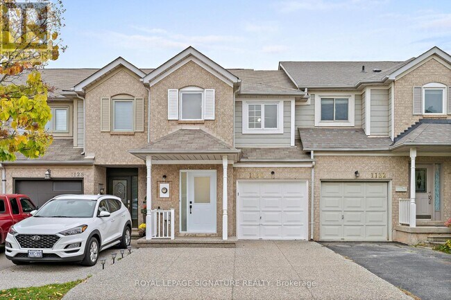 1130 Westview Terrace in Oakville, ON - Building Photo - Building Photo
