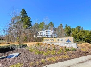 1011 Port Side Way in Chesapeake, VA - Building Photo - Building Photo