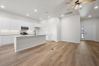 3504 Turner Ave in Lubbock, TX - Building Photo - Building Photo