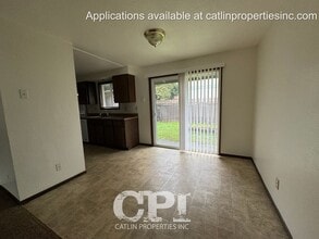 526 Beechwood St in Woodland, WA - Building Photo - Building Photo