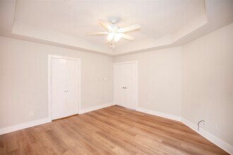 9821 Madeline Alyssa Ct, Unit 4409-3B in Houston, TX - Building Photo - Building Photo