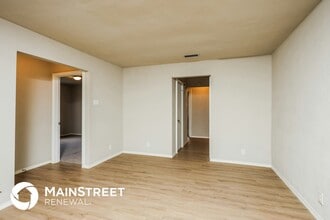 1838 Burning Tree Ln in Carrollton, TX - Building Photo - Building Photo