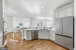 1312 Volunteer Dr in Brunswick, MD - Building Photo