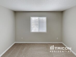 5705 Waterpoint Dr in Browns Summit, NC - Building Photo - Building Photo