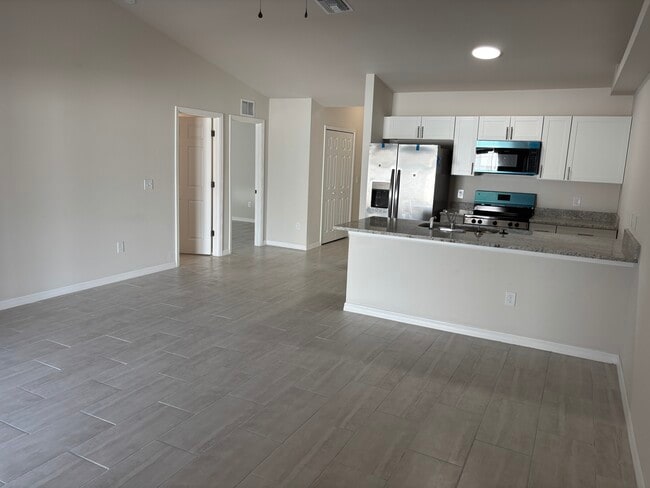 1045 SE 11th Terrace