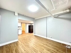 1564 Commonwealth Ave in Boston, MA - Building Photo - Building Photo
