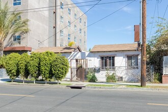 1028 Fedora St in Los Angeles, CA - Building Photo - Building Photo