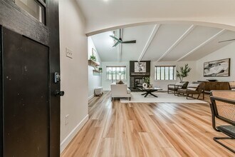 16822 Hibiscus Ln in Friendswood, TX - Building Photo - Building Photo