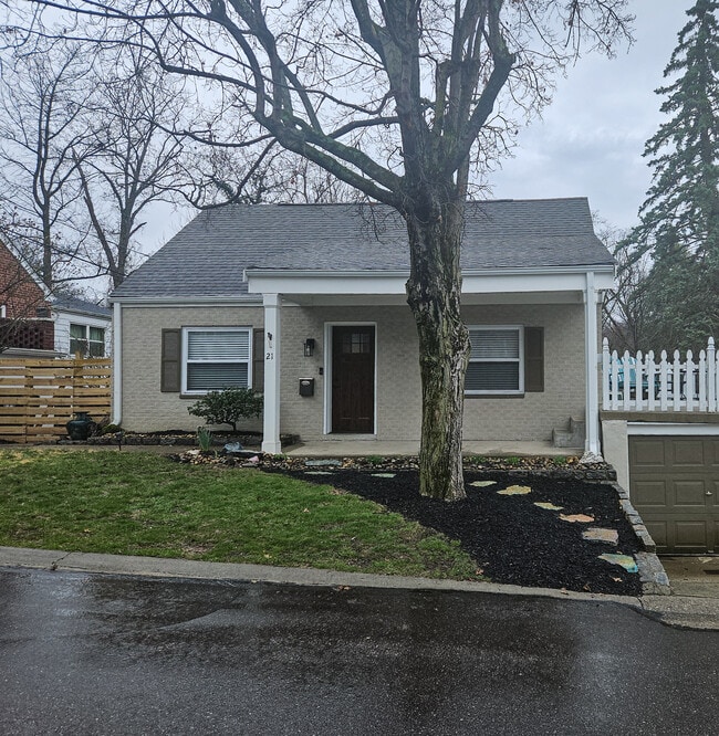 property at 21 Howard Rd