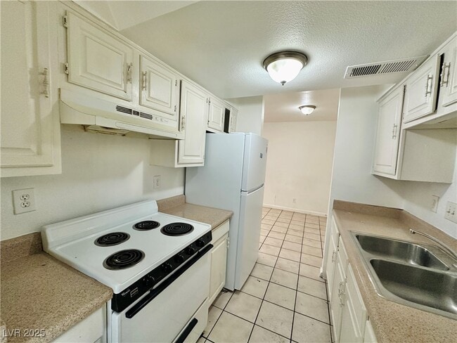 property at 3616 Kolendo Ct