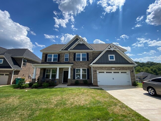 6260 Kershaw Mdws Rd in Pfafftown, NC - Building Photo - Building Photo