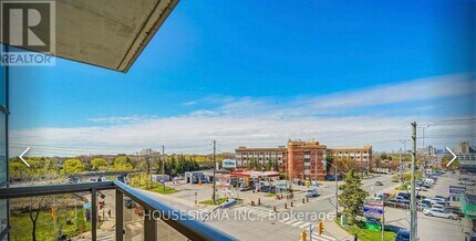 3520-3520 Danforth Ave in Toronto, ON - Building Photo - Building Photo